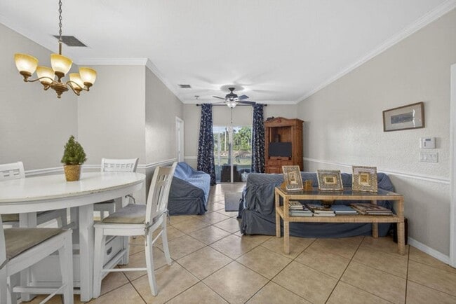 Foto del edificio - 3055 Grandiflora Dr