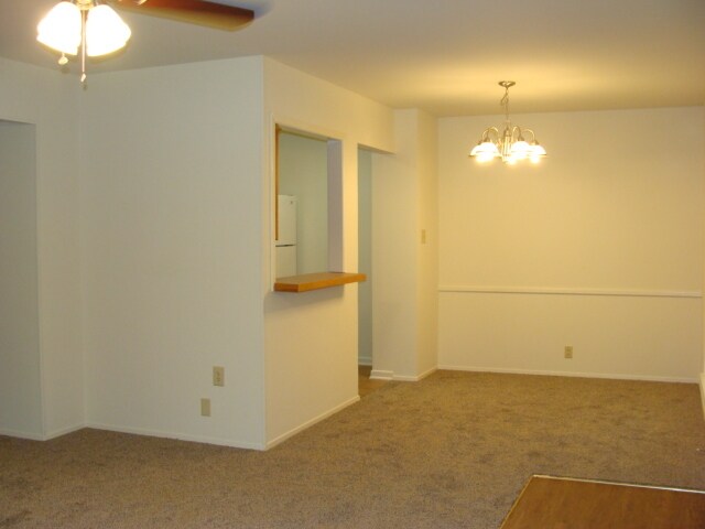 Building Photo - 404 Neches St