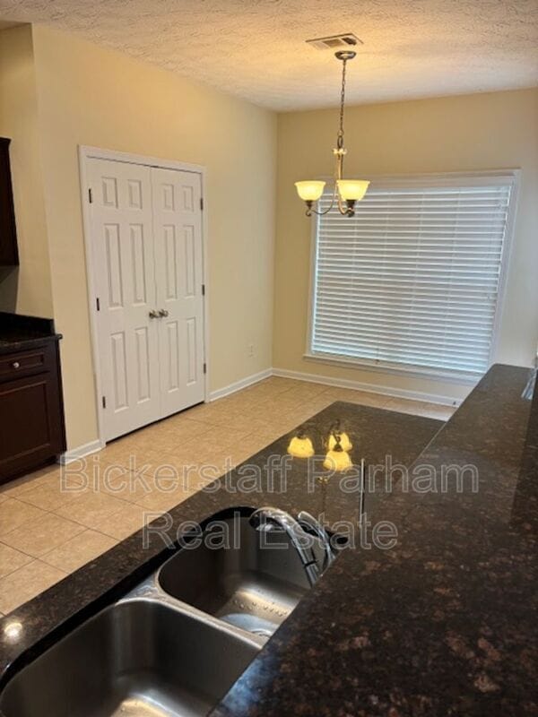 Building Photo - 8000 Santee Ct