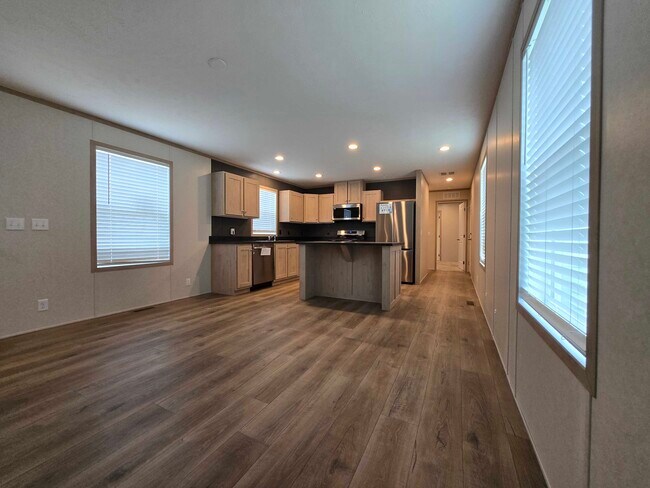 Building Photo - 52885 Van Buren Ct