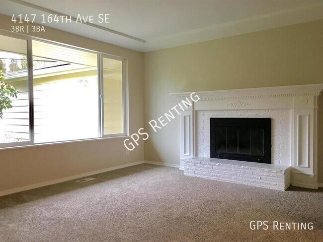 Building Photo - Rambler Style 3 bedroom home in Bellevue!