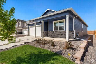 Building Photo - 6056 Amerifax Dr