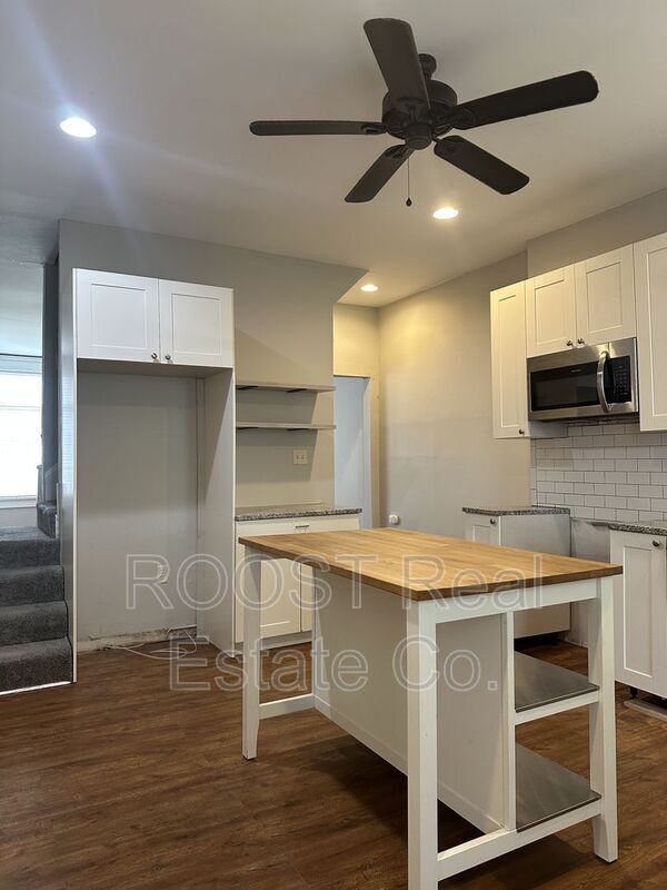 Foto del edificio - 245 Miller Ave
