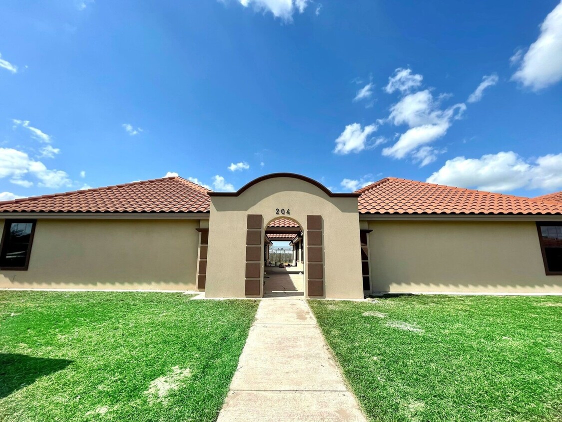 204 S Ridge Ln Unit 2, San Juan, TX 78589 - Apartments in San Juan, TX ...