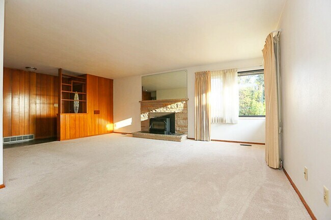 Foto del edificio - 1548 S Angeline St