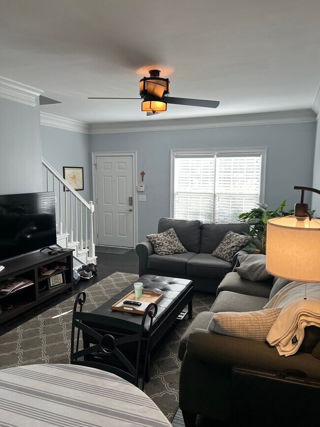 Foto del edificio - Highlands Condo Available - Located off Epps Bridge!