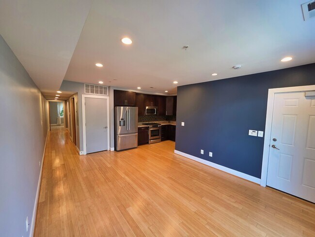 Foto del edificio - 3404 13th St NW