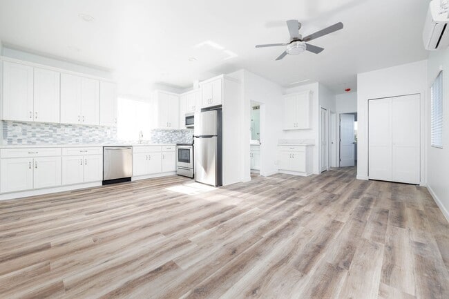 Building Photo - 3990 Darwin Ave