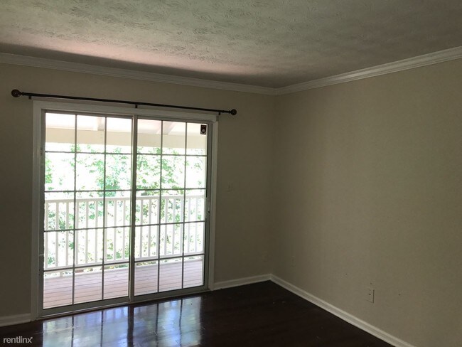 Building Photo - 3120 Seven Pines Ct
