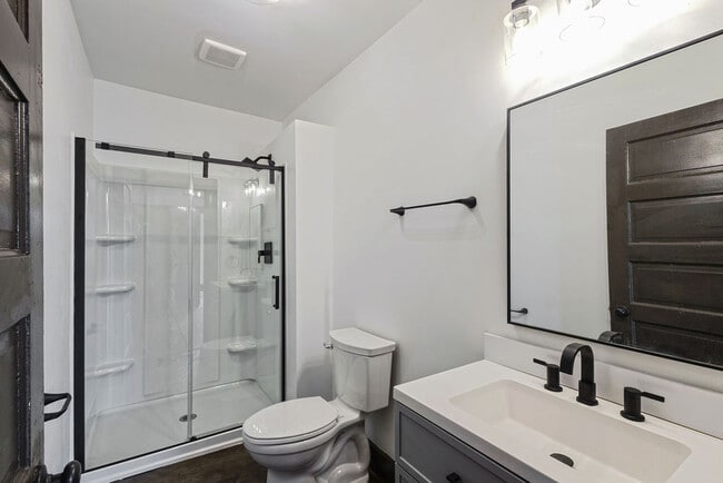 Foto del edificio - 205 Broadway St