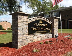 Clemmons Trace Village Apartments photo'
