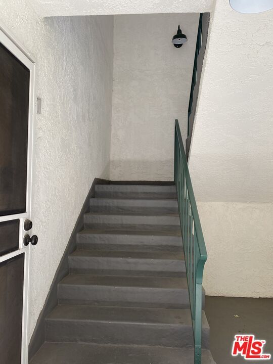 Foto del edificio - 3332 Helms Ave