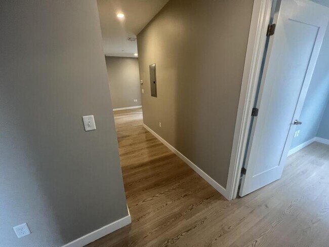 Foto del edificio - 35 S Huntington Ave