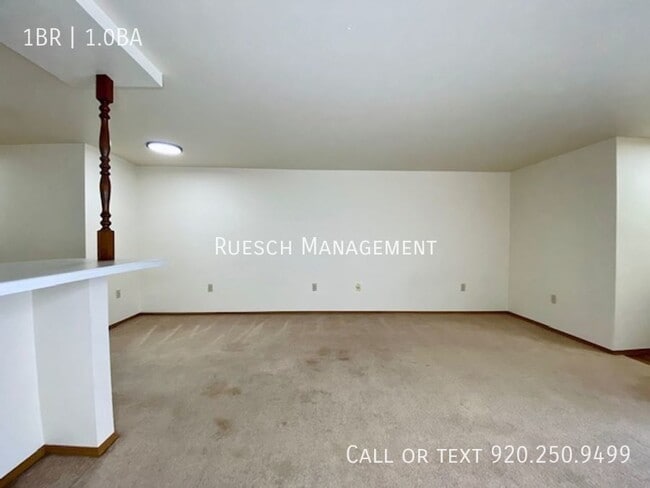 Building Photo - Charming 1 Bedroom 1 Bath Lower - Availabl...