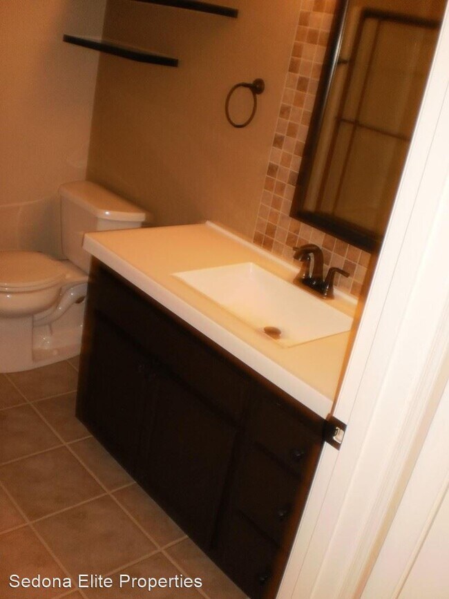 Building Photo - 2 br, 1 bath House - 831 Dusty Rose Drive