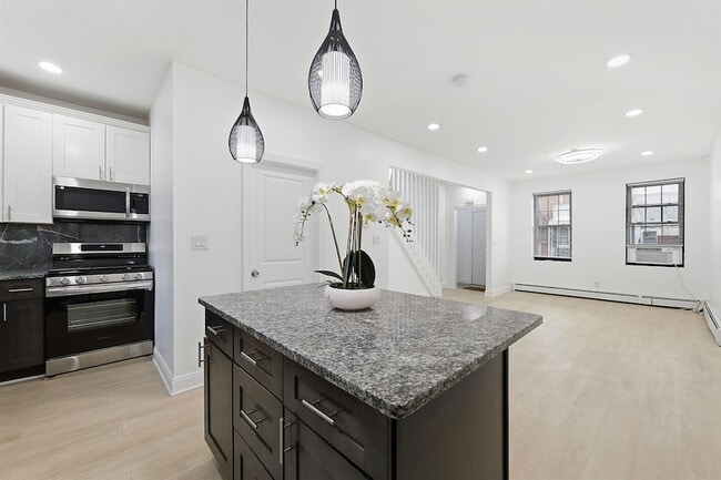 Photo - 803 West St Townhome