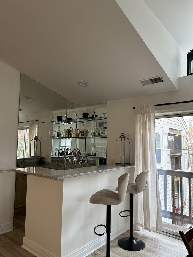 Building Photo - 131 Square Rigger Way