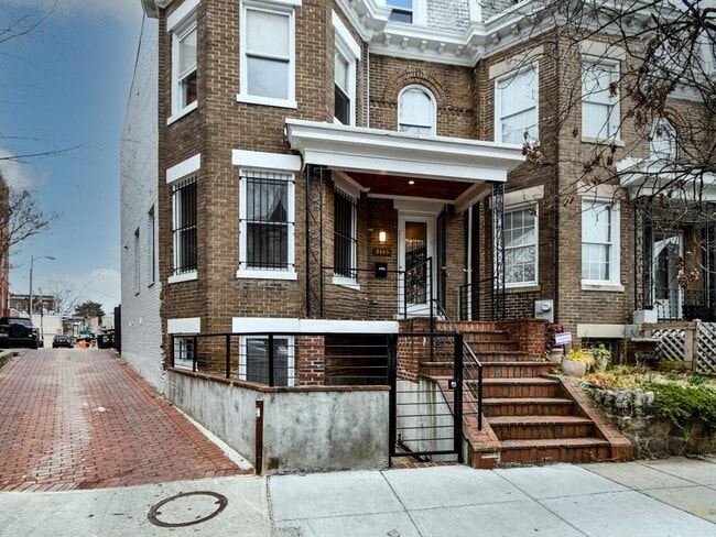 Building Photo - 3415 13th St NW