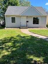 Building Photo - 868 20th Ave SE