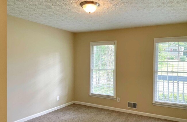 Building Photo - 1851 Twin Branch Dr
