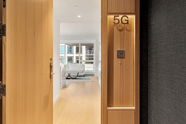Foto del edificio - 150 Seaport Blvd