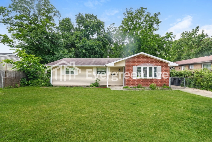 Photo - 1101 Rossiter Dr