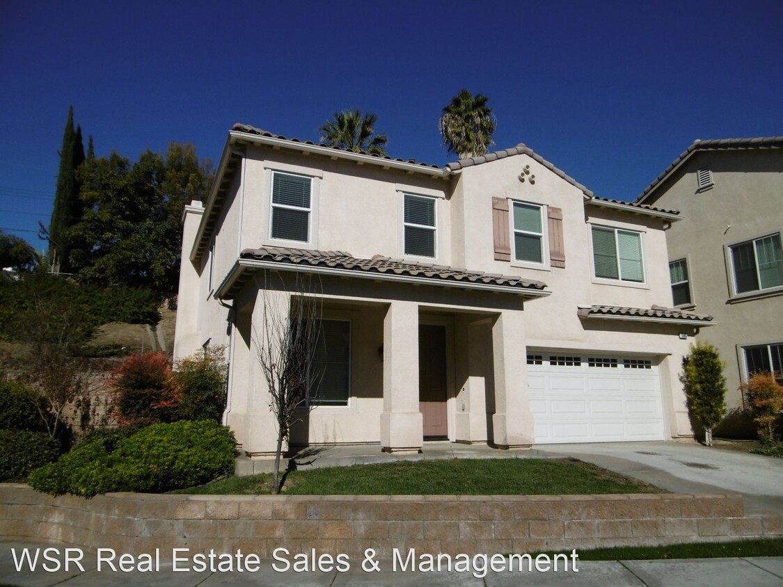 Primary Photo - 4 br, 2.5 bath House - 1595 Oro Blanco Ave