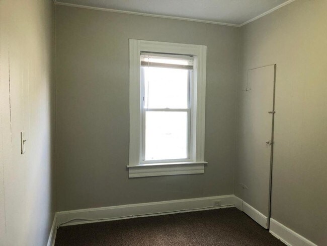 Foto del edificio - 7807 Wentworth Avenue #Up