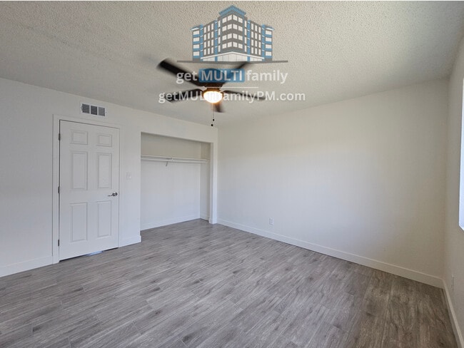 Foto del edificio - 2535 W Missouri Ave