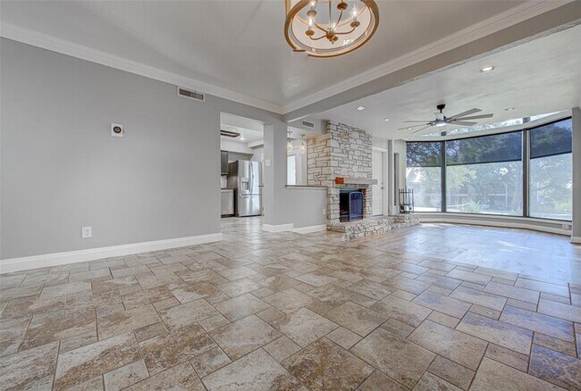 Building Photo - 177 World of Tennis Sq