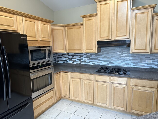 Building Photo - 13344 Forest Ridge Dr