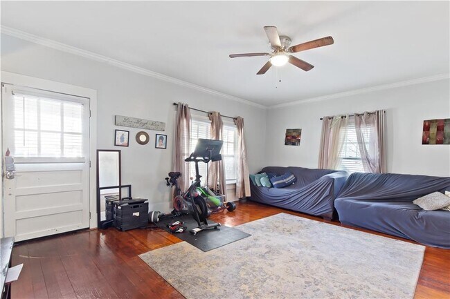 Building Photo - 1081 Longley Ave NW
