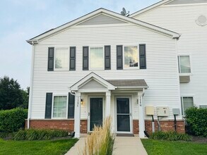 Building Photo - 128 Bertram Dr