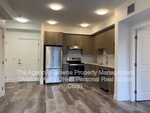 Building Photo - 320 Mills Rd