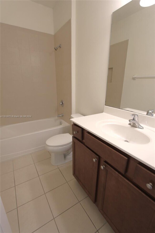 Foto del edificio - 8815 NW 102nd Ct