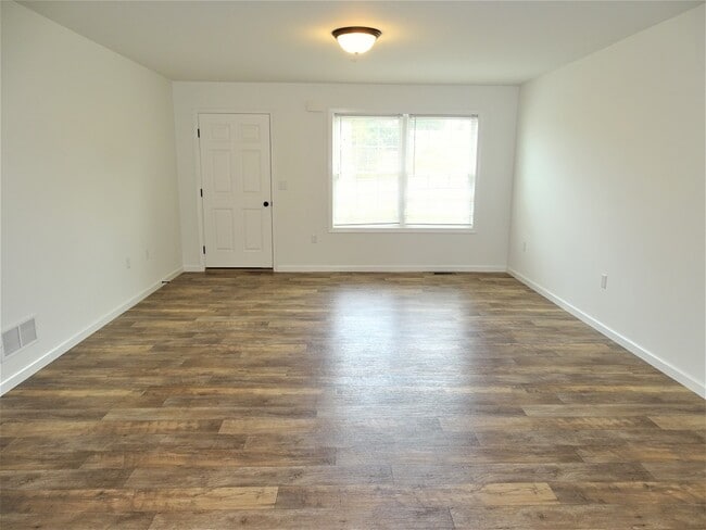 Building Photo - 416 Masonic Dr