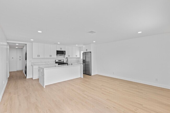 Foto del edificio - 4 bed main house!