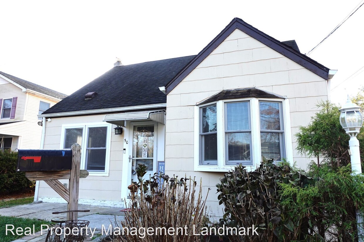 Primary Photo - 3 br, 2 bath House - 50 East 19th Street