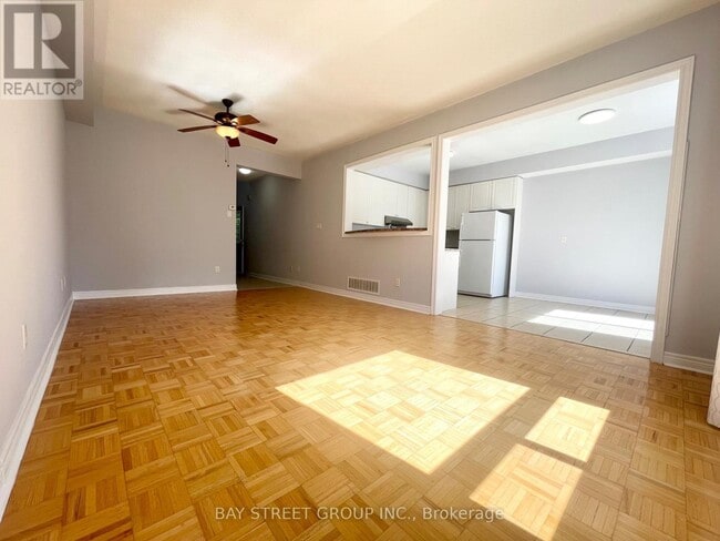 Building Photo - 196 Kirkvalley Crescent