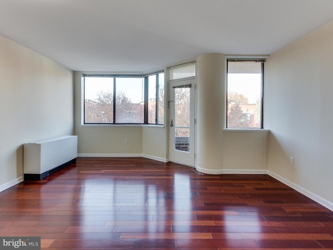 Foto del edificio - 1200 N St NW
