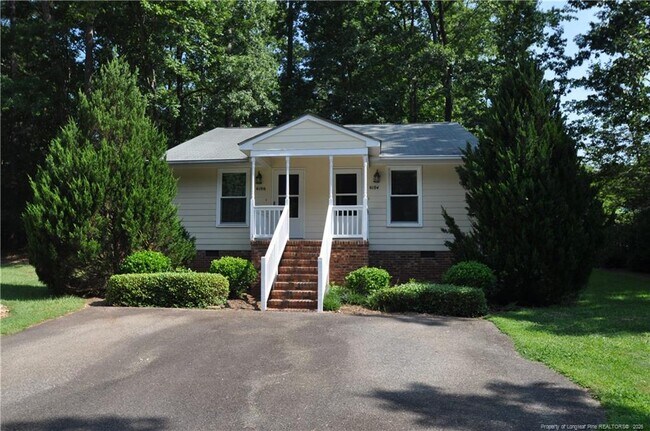 Foto del edificio - 6104 Deerwood Pl