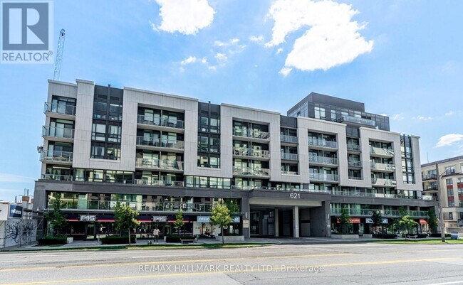 Photo du bâtiment - 621 Sheppard Ave E