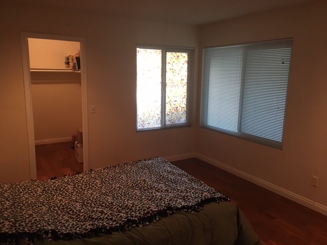 Foto del edificio - 5937 Rustling Oaks Dr