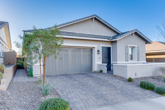 Building Photo - Charming Single-Story in Cadence with Fireplace & Entertainer’s Backyard!