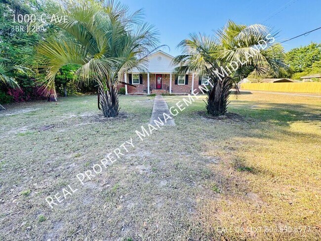 Foto del edificio - 1000 C Ave