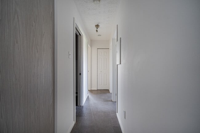Building Photo - 40 Rue Racine