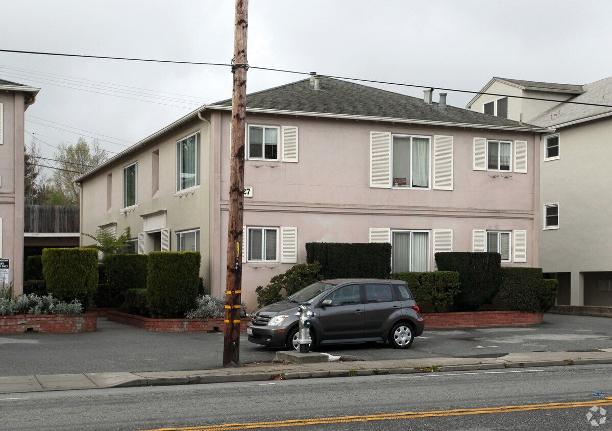 Primary Photo - 1227 El Camino Real