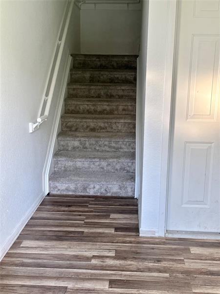 Foto del edificio - 6492 W Sample Rd