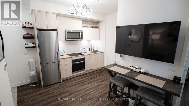 Photo du bâtiment - 135 Lower Sherbourne St