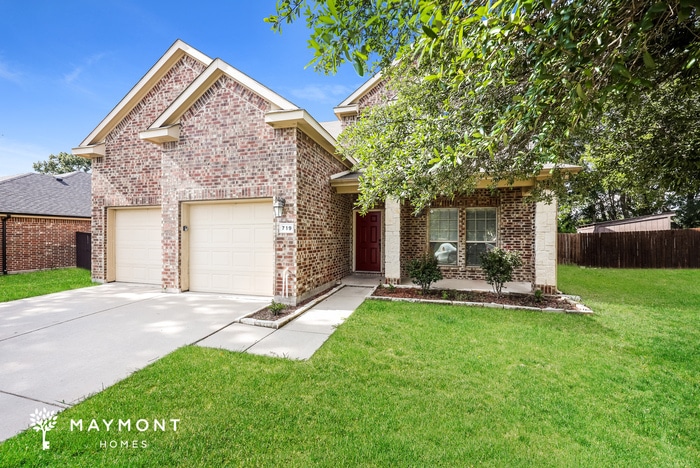 Building Photo - 719 Fannin Dr